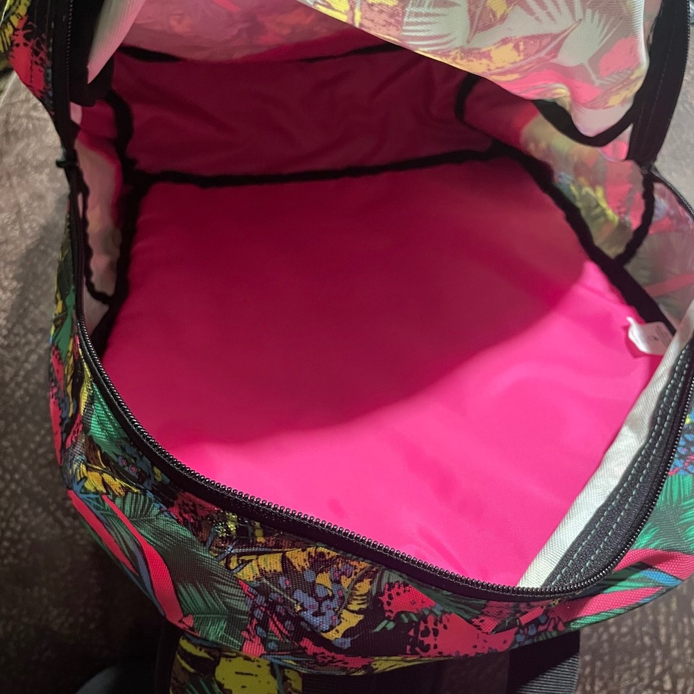 KAVU True Outdoor Wear Backpack Colorful Tropical Print Travel Bag‎ - Picture 4 of 6